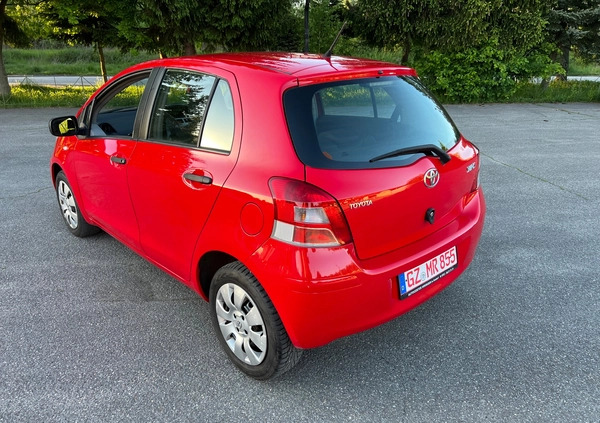 Toyota Yaris cena 21500 przebieg: 132580, rok produkcji 2010 z Tarnów małe 631